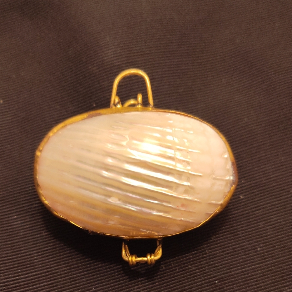 Vintage Mother‑of‑Pearl Shell Trinket • Baroque Pearl • Philippines